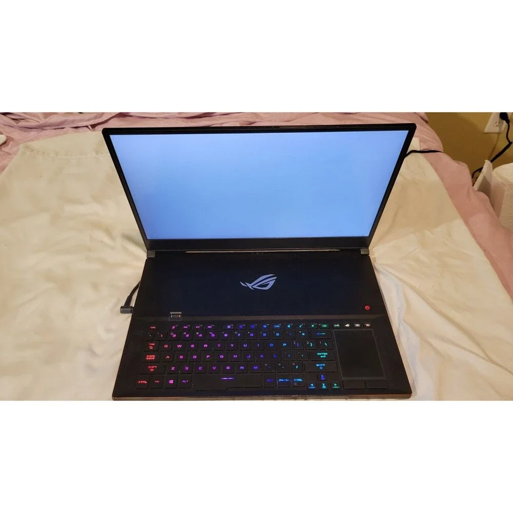 ASUS ROG Zephyrus S GX701 Gaming Laptop, 17.3” (GX701GX-XS76) Defective Battery
